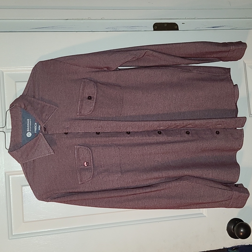 Haggar Clothing Button Down Shirt, Small, Maroon, Stretch Fitting